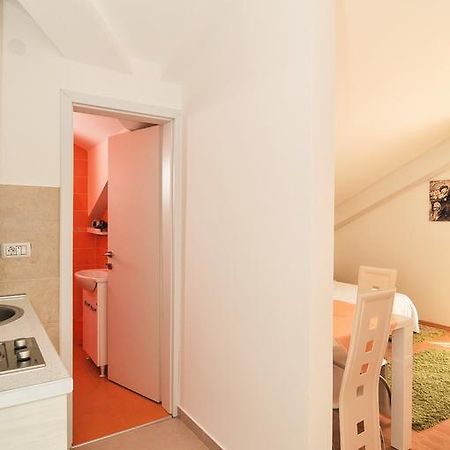 Apartmani P&M Tivat Exteriör bild