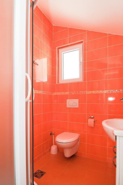 Apartmani P&M Tivat Exteriör bild
